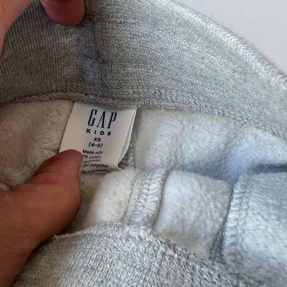 GAP Kids Bundle of  Pull-On Fleece Shorts, XS (4-5)